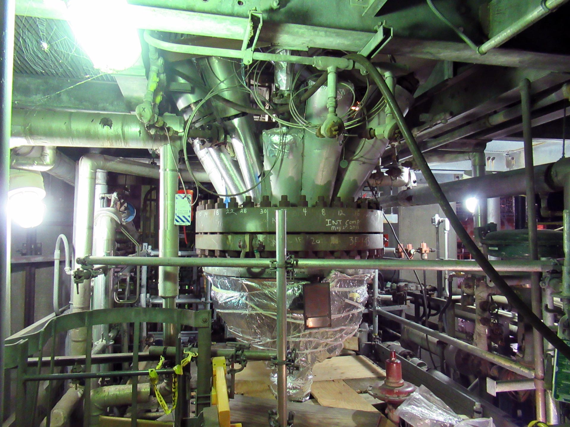 tiw-turnaround-project-platformer-reactor-catalyst-collection-pot-pre-shutdown-1